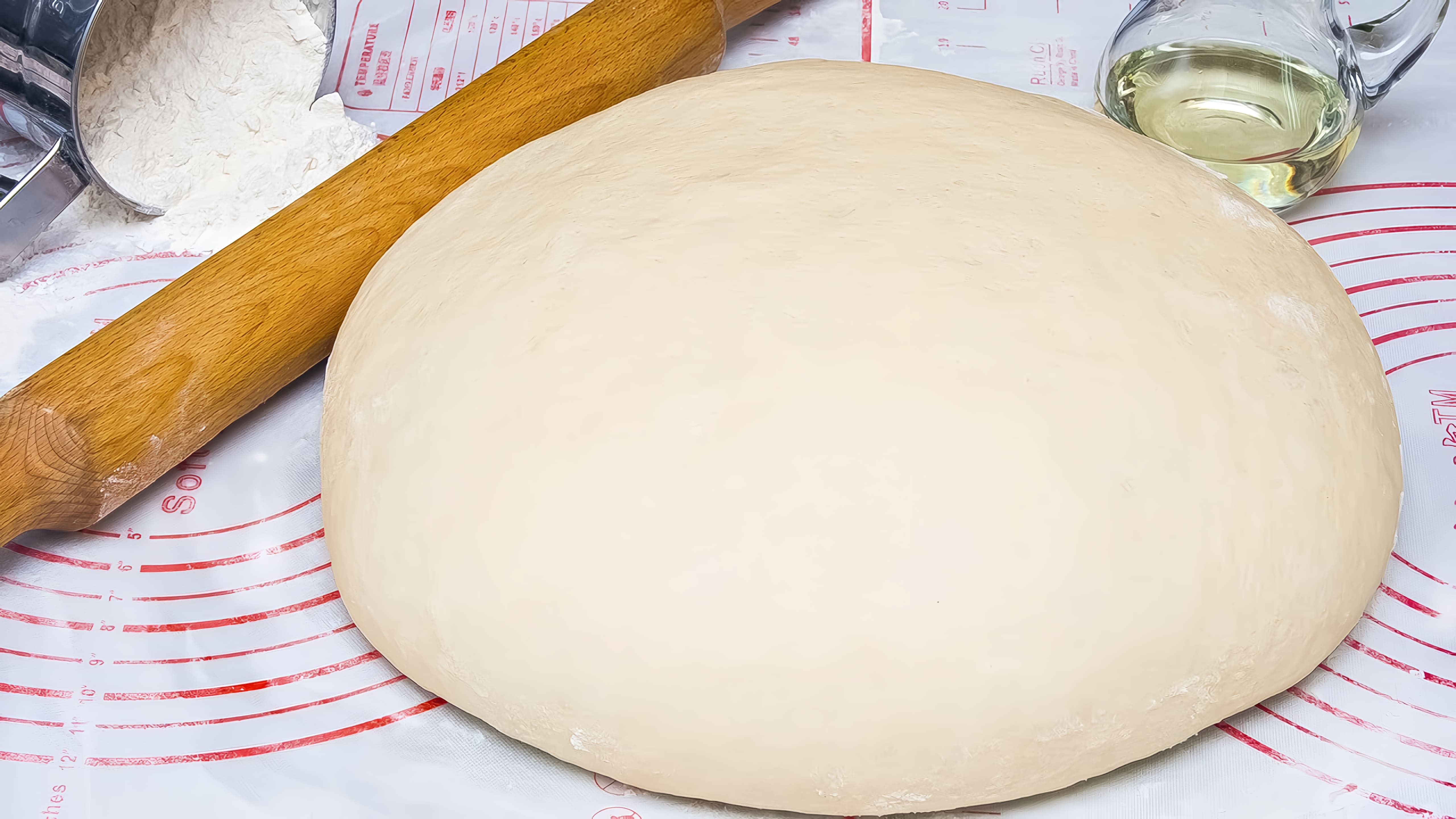 Видео: Сдобное дрожжевое тесто для несладкой выпечки – пирожки / пироги / кулебяки / сосиски в тесте …