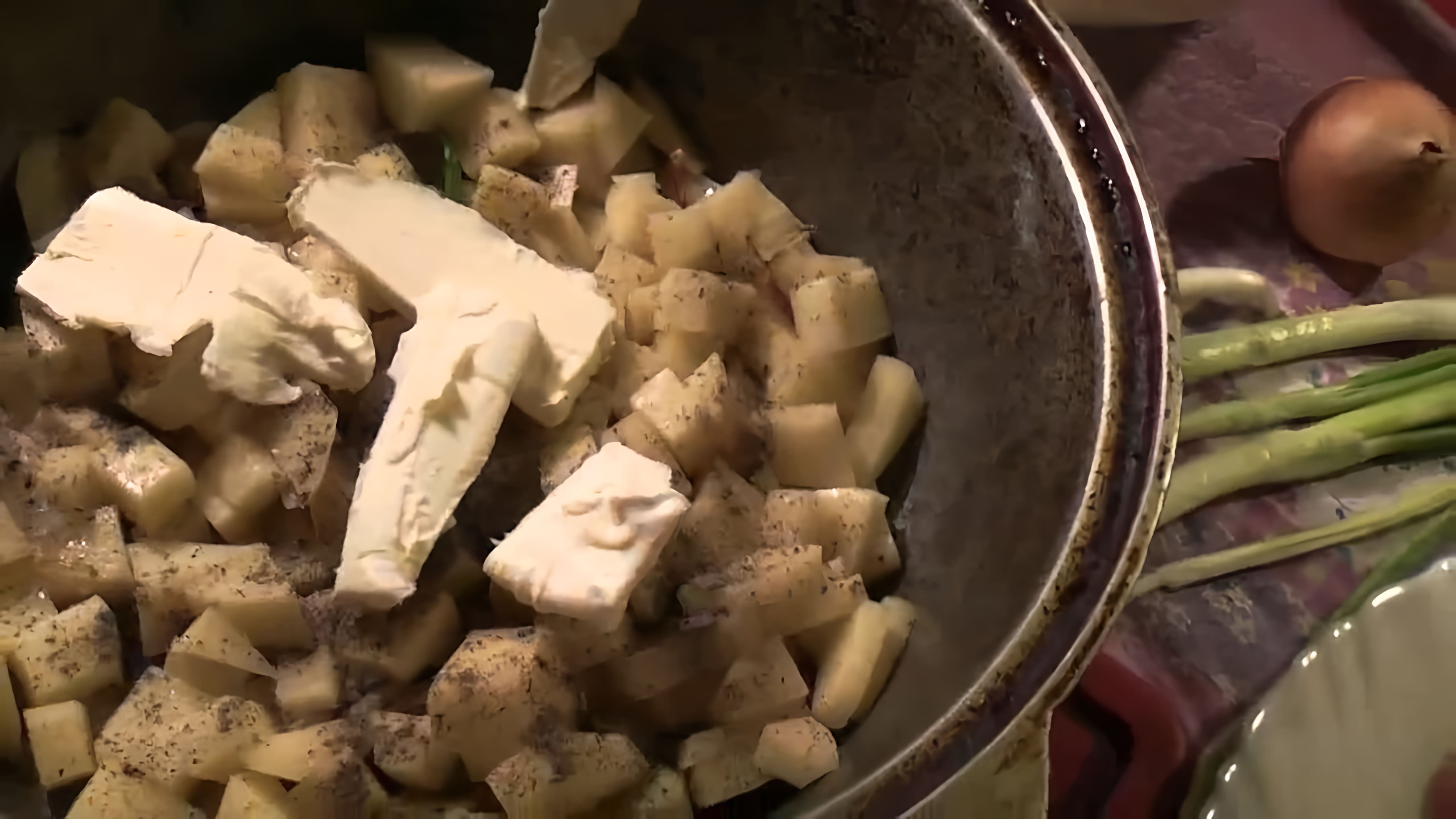 Видео: Мясо в горшочках.