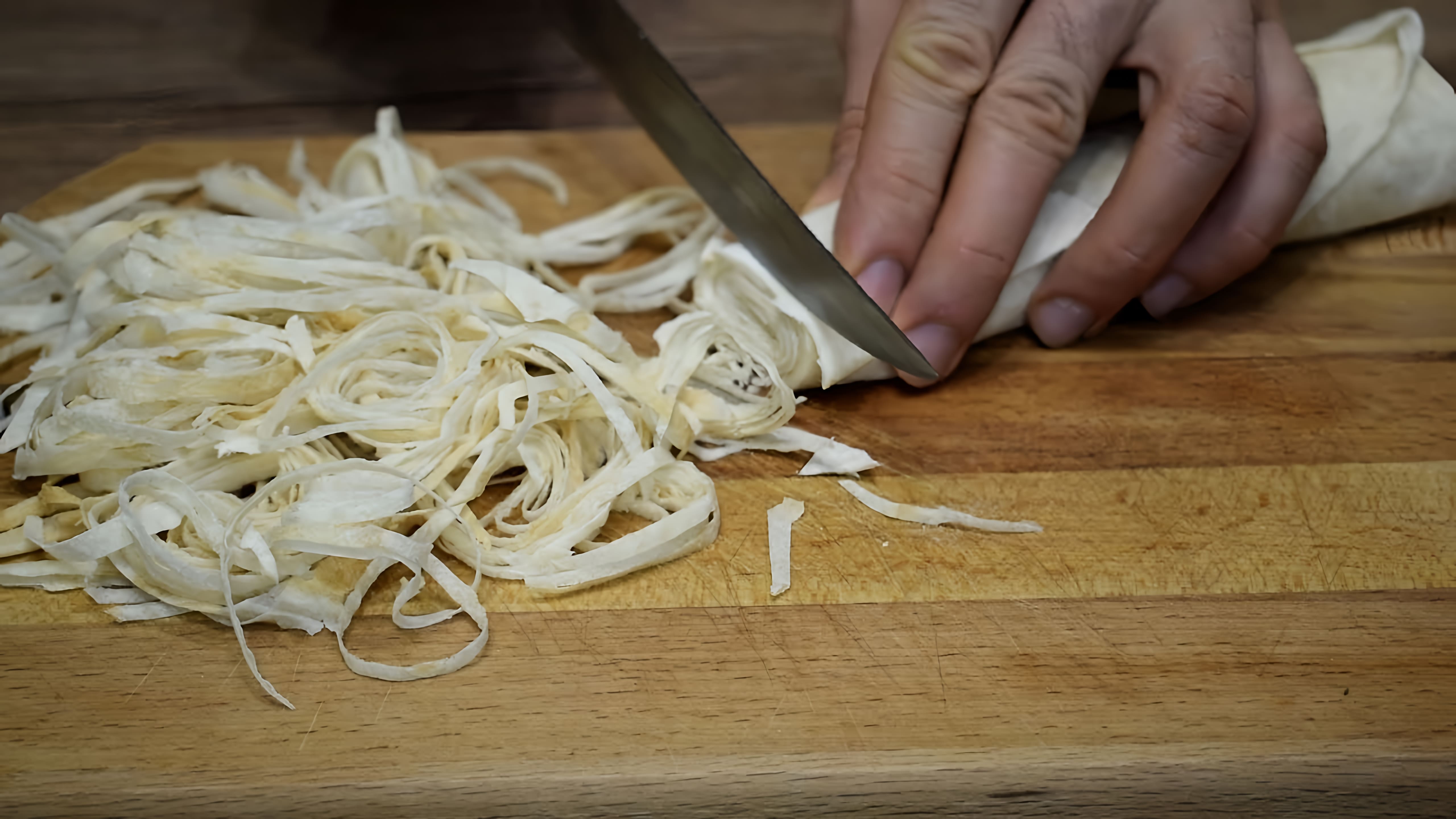 Видео: Просто нарежьте ЛАВАШ соломкой! Вкуснятина НА ЗАВТРАК за считанные минуты! Вкусно и Быстро!