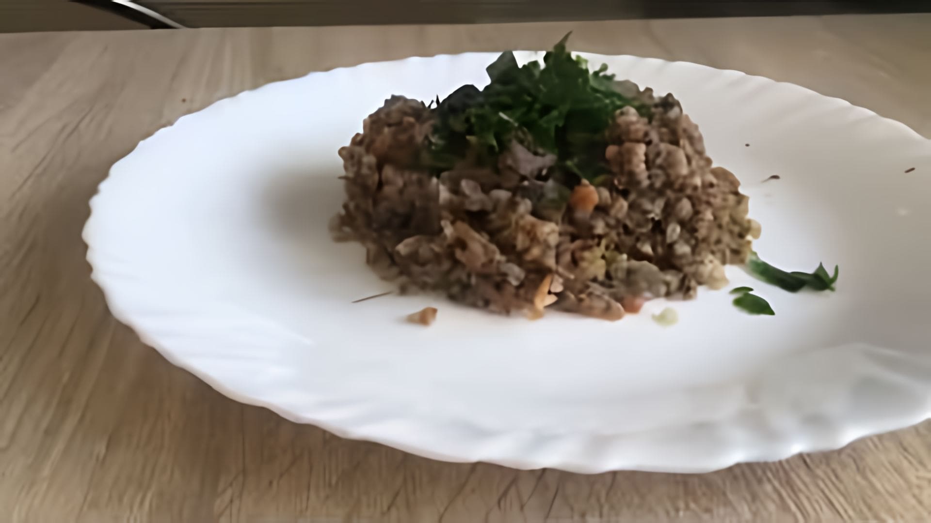 Видео: Тушеная гречка с куриной печенью. Вкуснее рецепт не придумаешь.